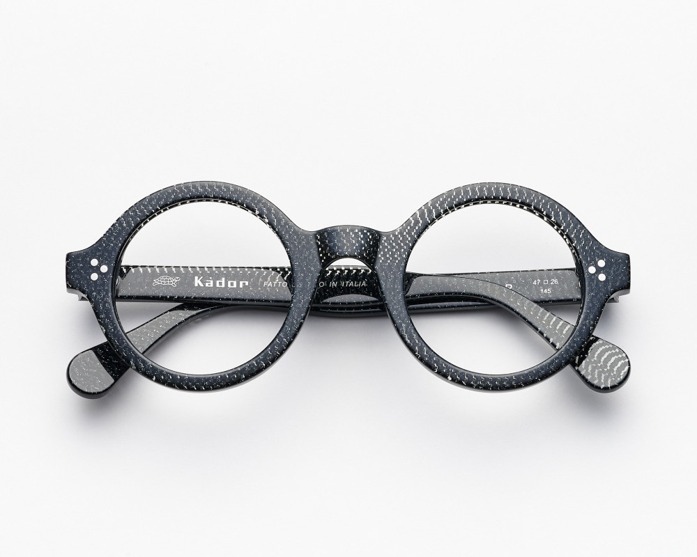 Round-shaped Arkistar model black eyeglasses