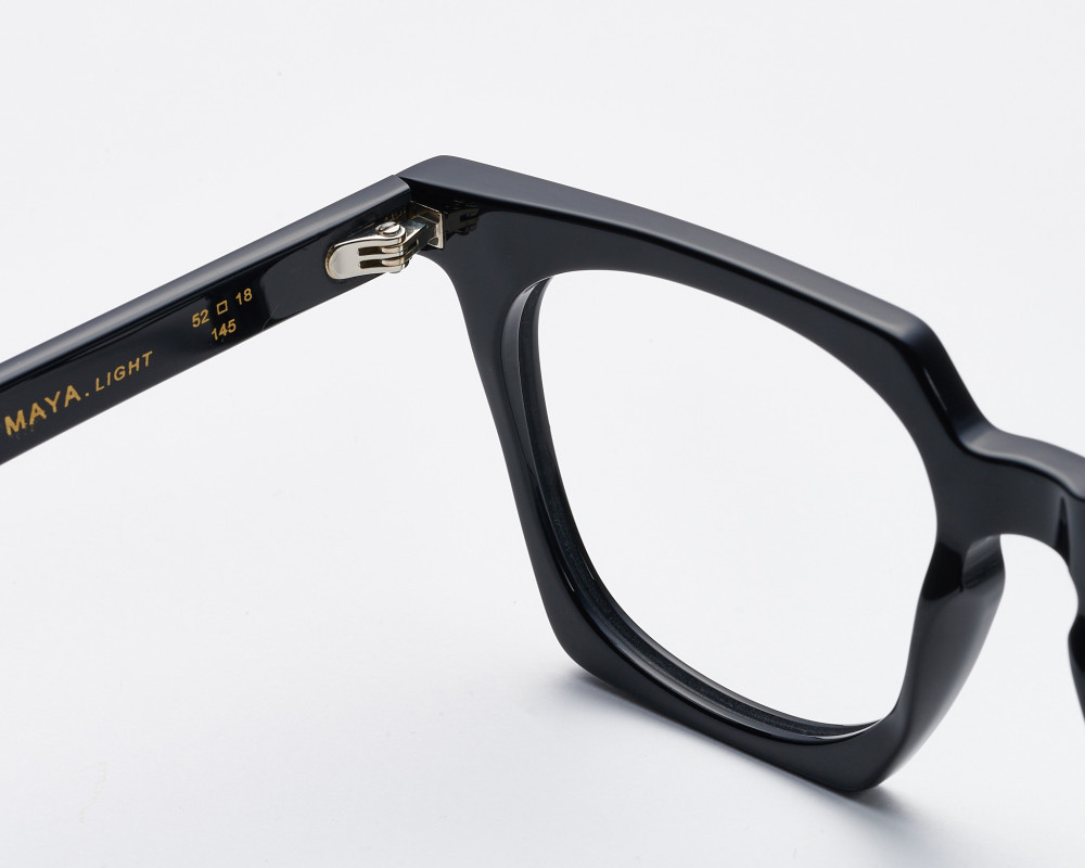 Optical frame - Maya