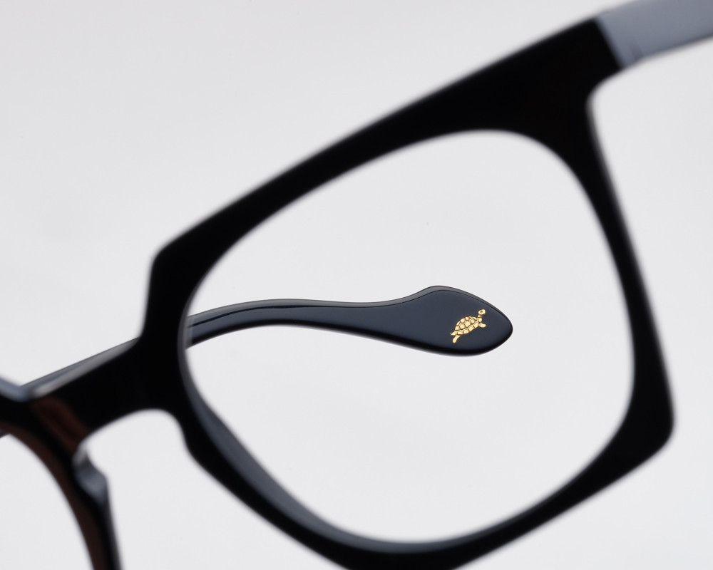 Optical frame - Maya Light