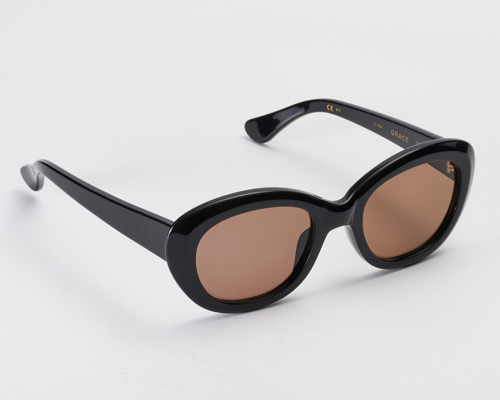 Vintage women's black sunglasses