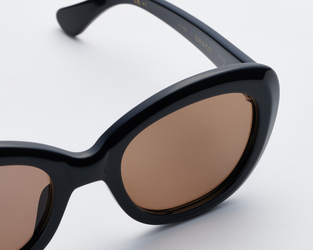 Vintage women's black sunglasses