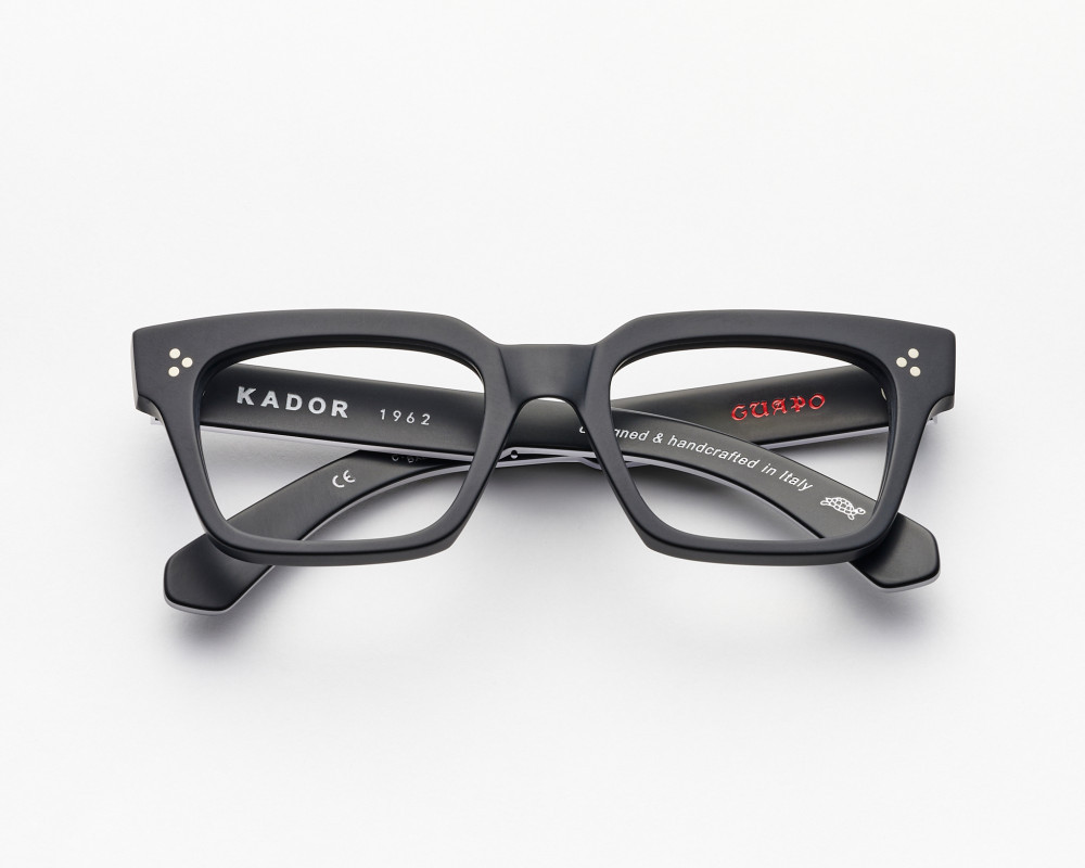 Black ray ban style optical frames