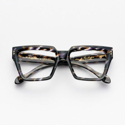 Women's eyeglasses |